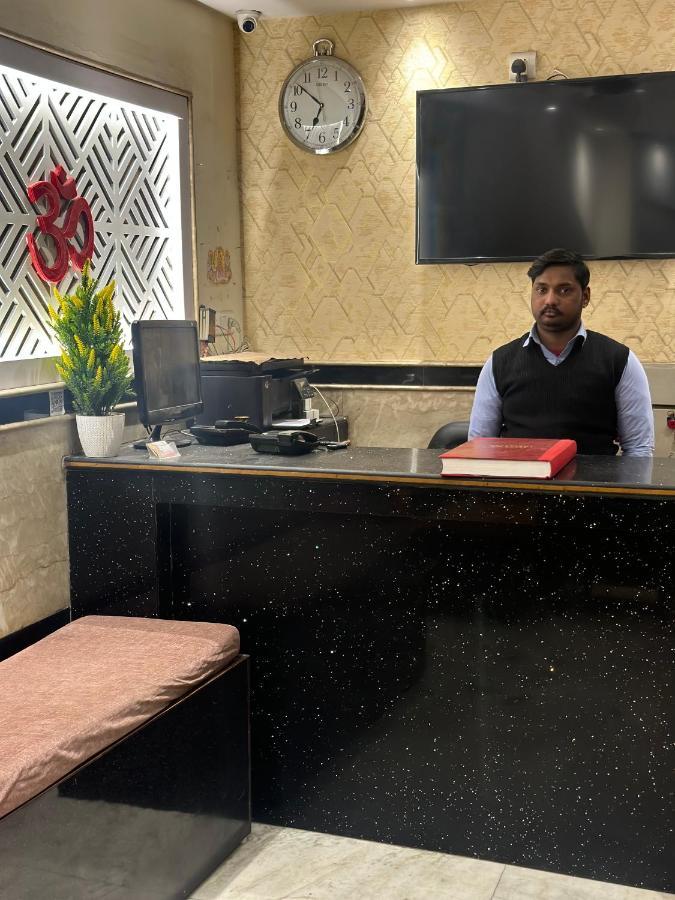 ניו דלהי Hotel Mahalaxmi Deluxe מראה חיצוני תמונה